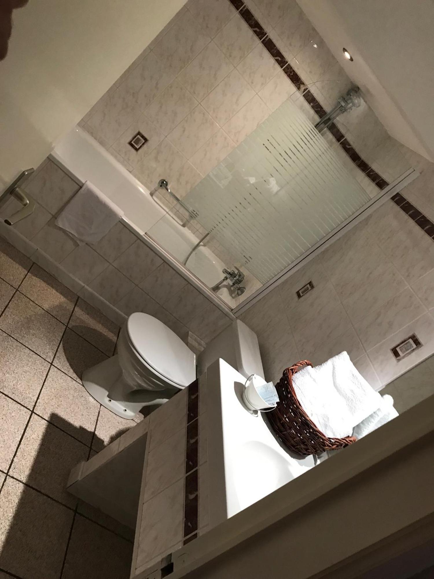 Le Cosy Hotel بوالون المظهر الخارجي الصورة