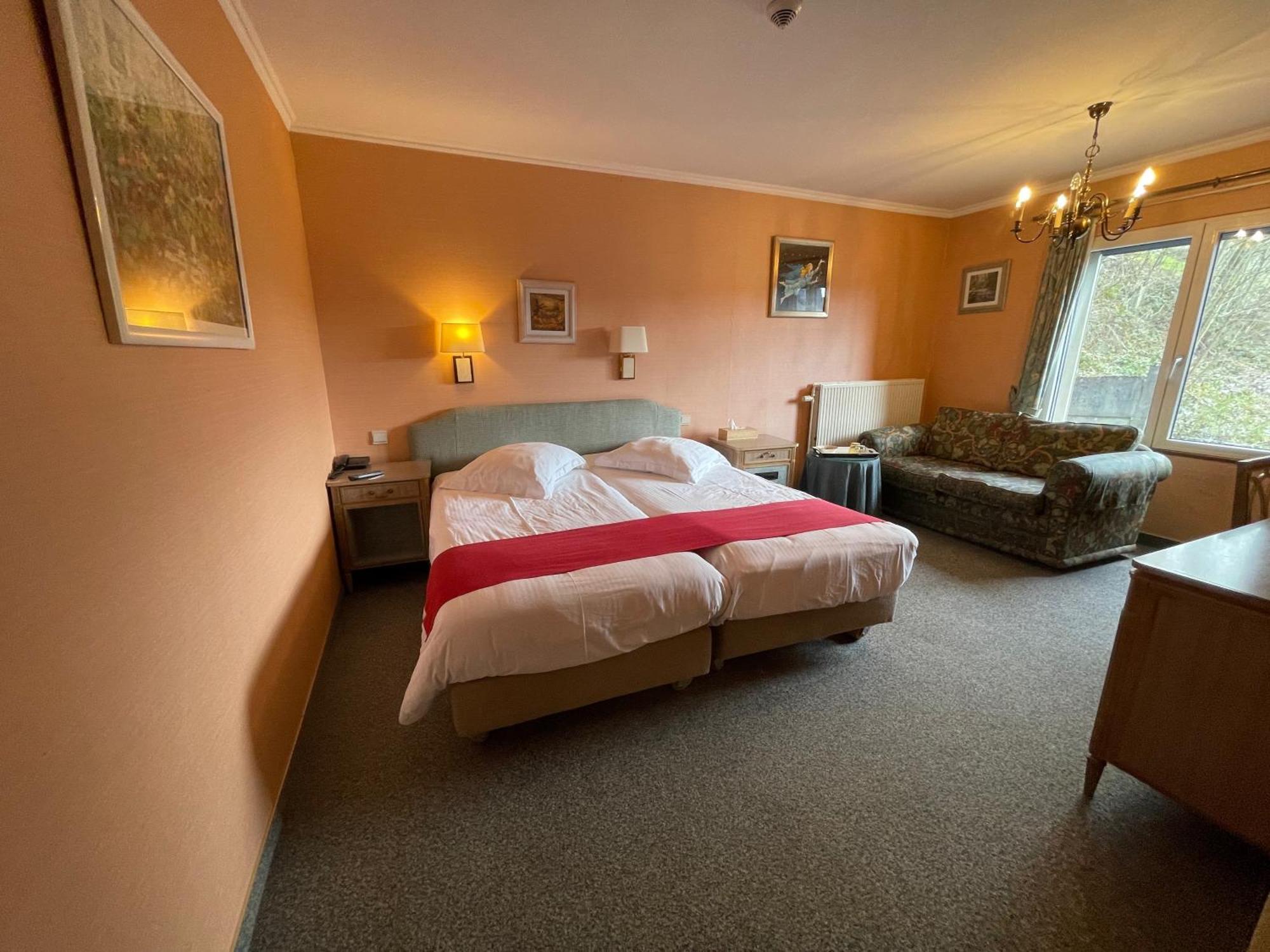 Le Cosy Hotel بوالون المظهر الخارجي الصورة